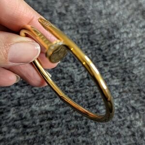 Beautiful Nail Bangle With Rhinestones Stainless Stainless